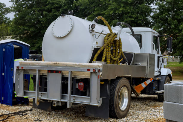 Affordable portable toilet rental in Seagraves, TX